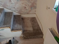 Укладка ковролина на ступени